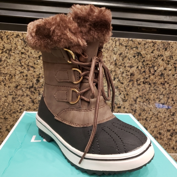 Kimora Faux Fur Lined Snow Boot - Picture 2 of 9